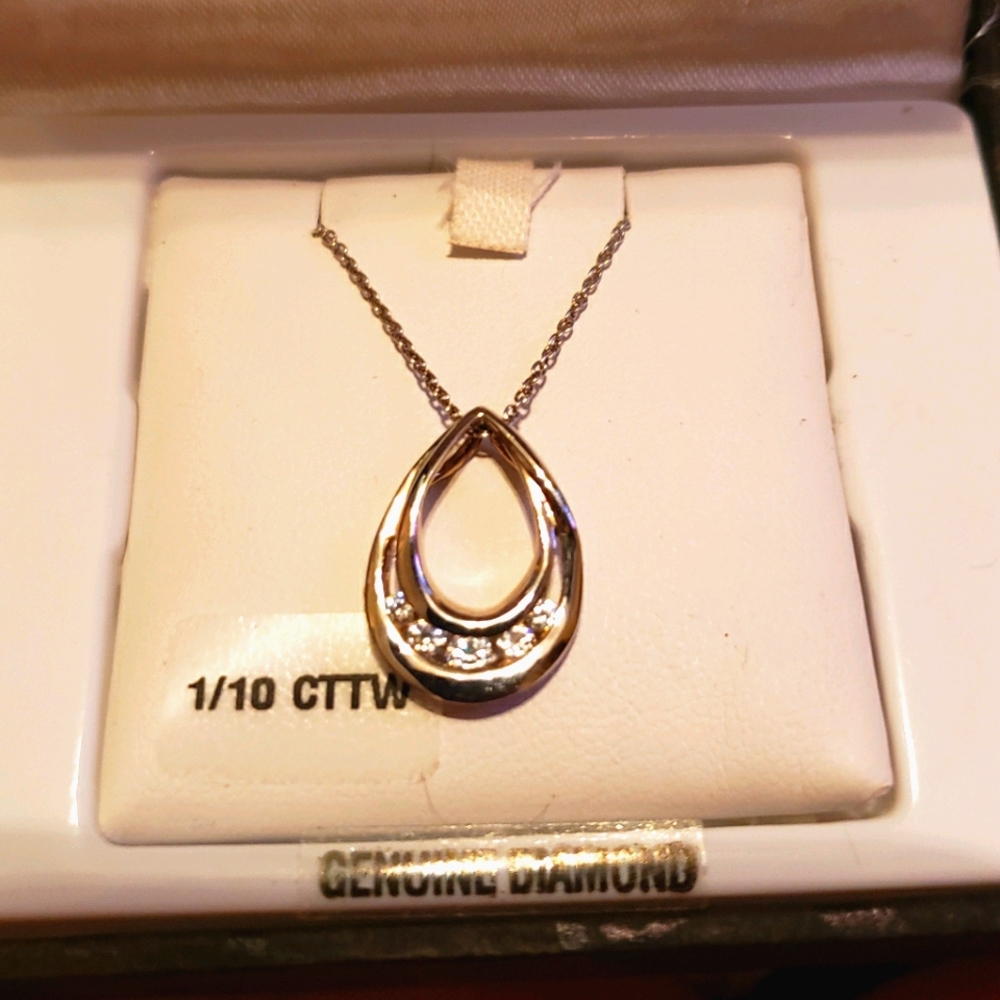 Sterling silver & diamond teardrop necklace